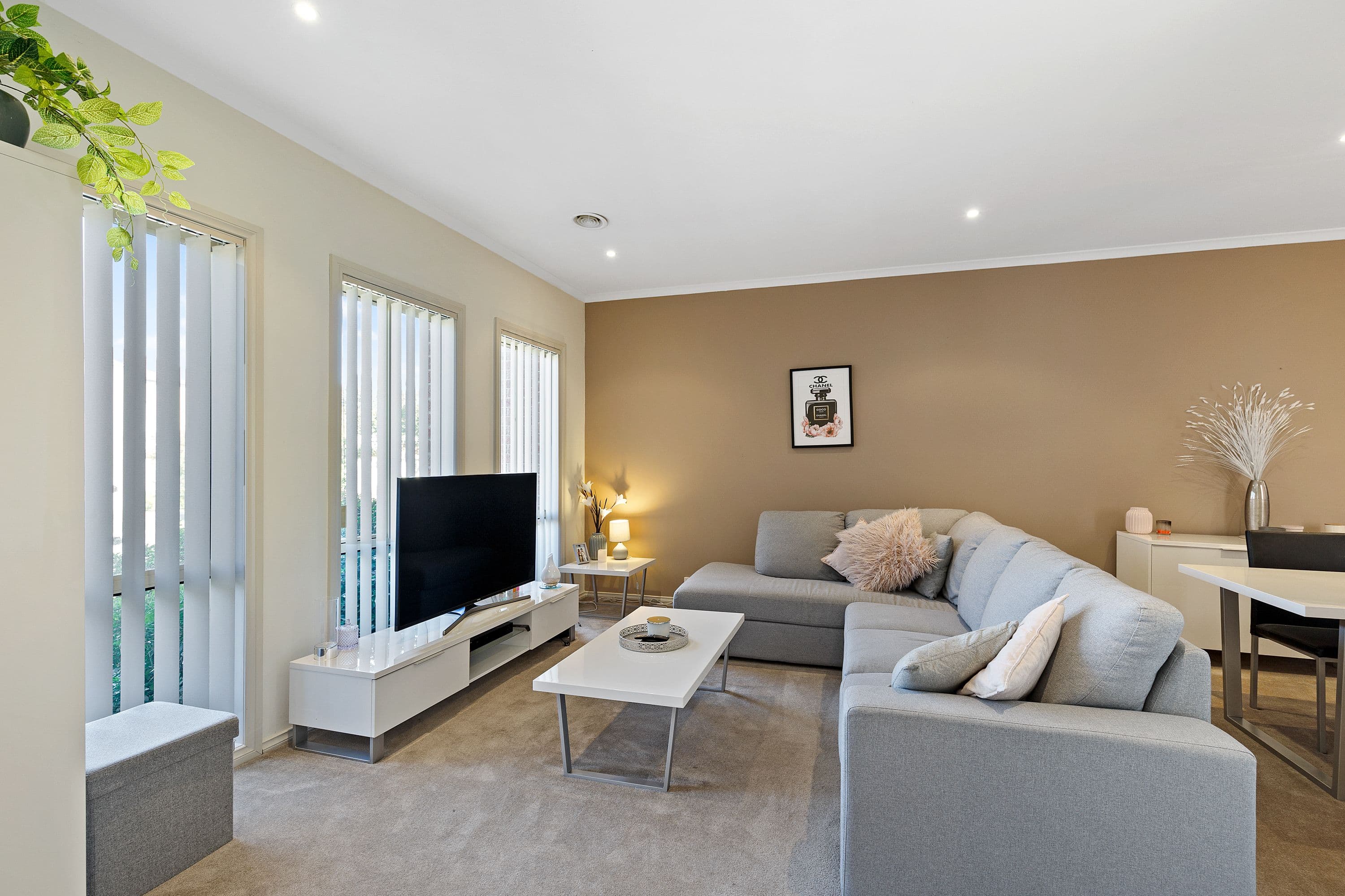 4 Crepe Myrtle Crescent, South Morang VIC 3752, South Morang - Thumbnail 7