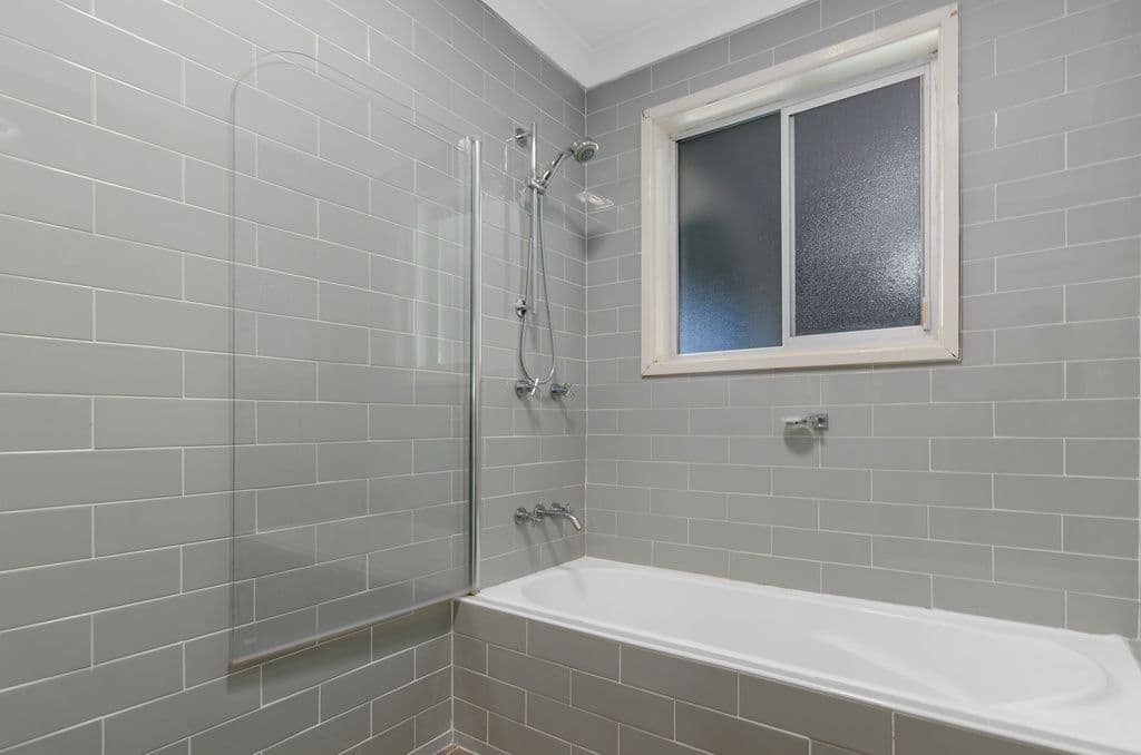 19 William Beach Road, Kanahooka - Thumbnail 5