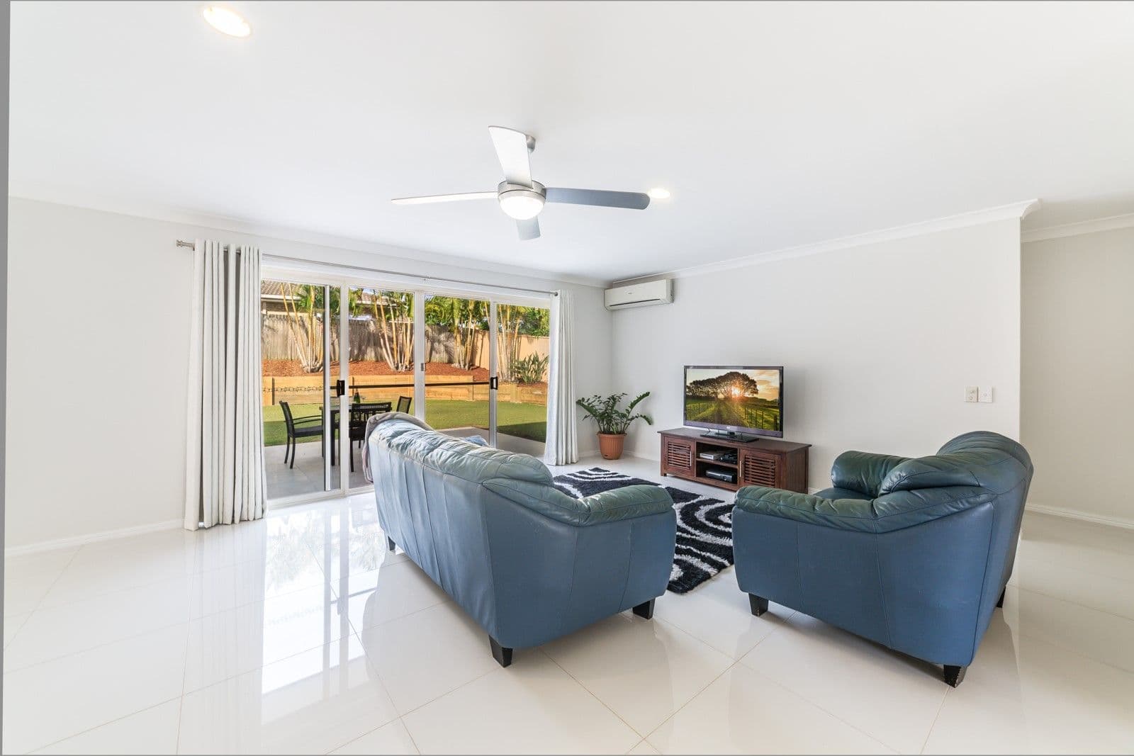 68 Henry Cotton Drive, Parkwood QLD 4214, Parkwood - Thumbnail 3