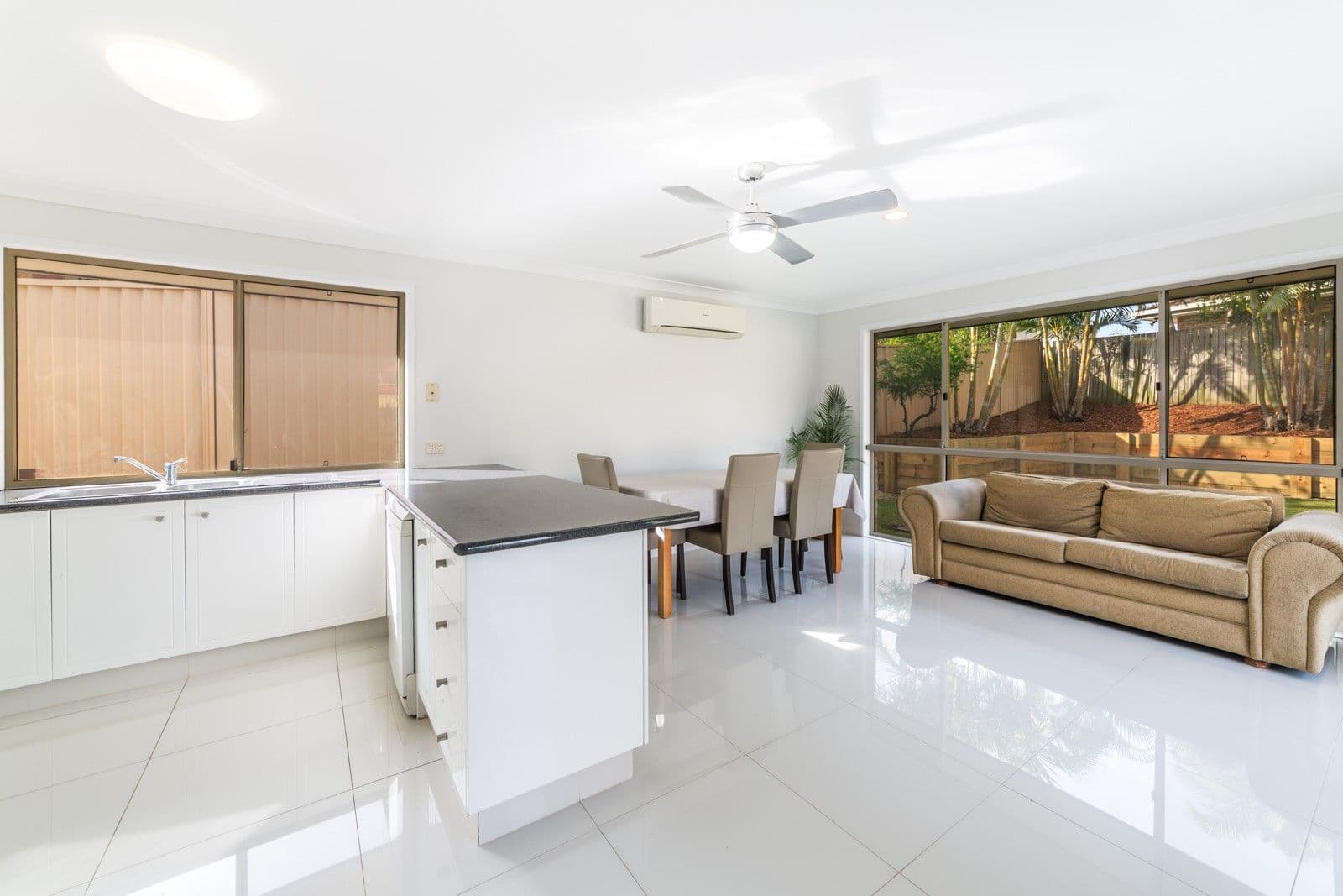 68 Henry Cotton Drive, Parkwood QLD 4214, Parkwood - Thumbnail 5