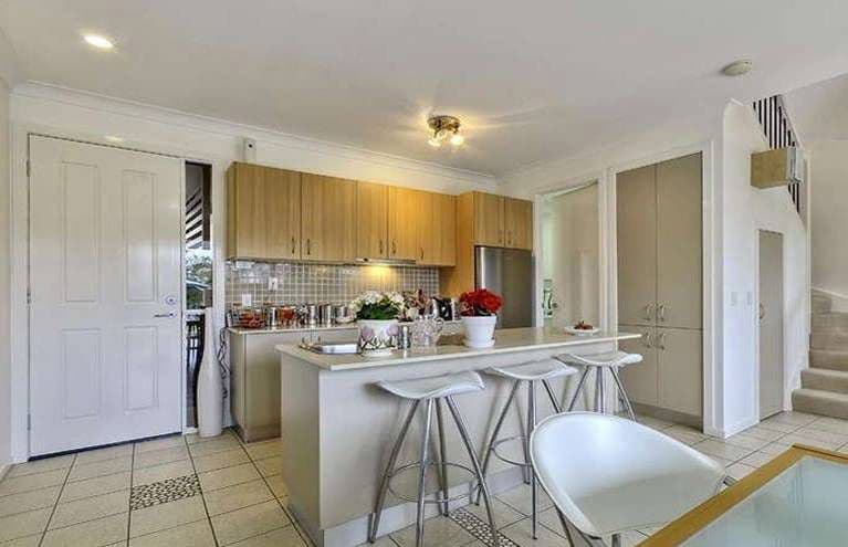 14 Simon Street, Yeronga QLD 4104, Yeronga - Thumbnail 3