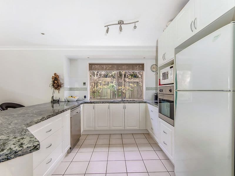5 Friarbird Place, TWIN WATERS QLD 4564, Twin Waters - Thumbnail 4
