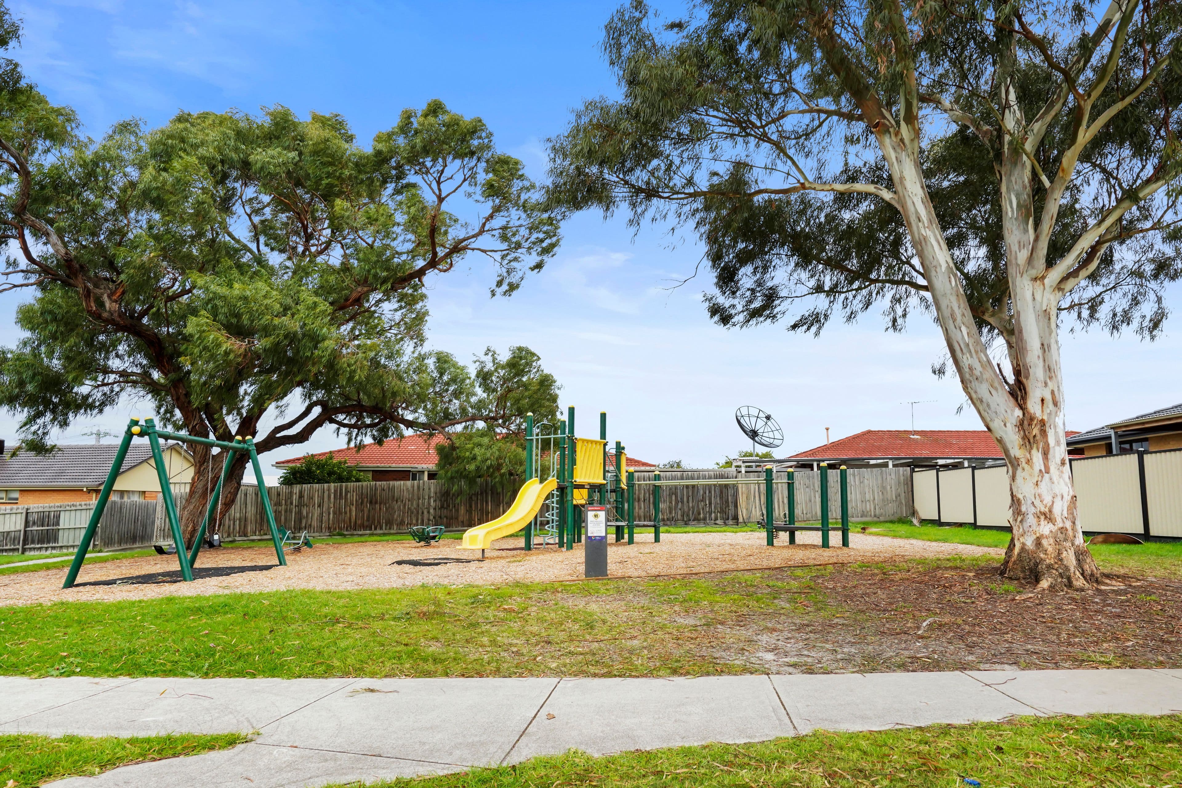 19 Sandra Avenue, Noble Park VIC 3174, Noble Park - Thumbnail 2
