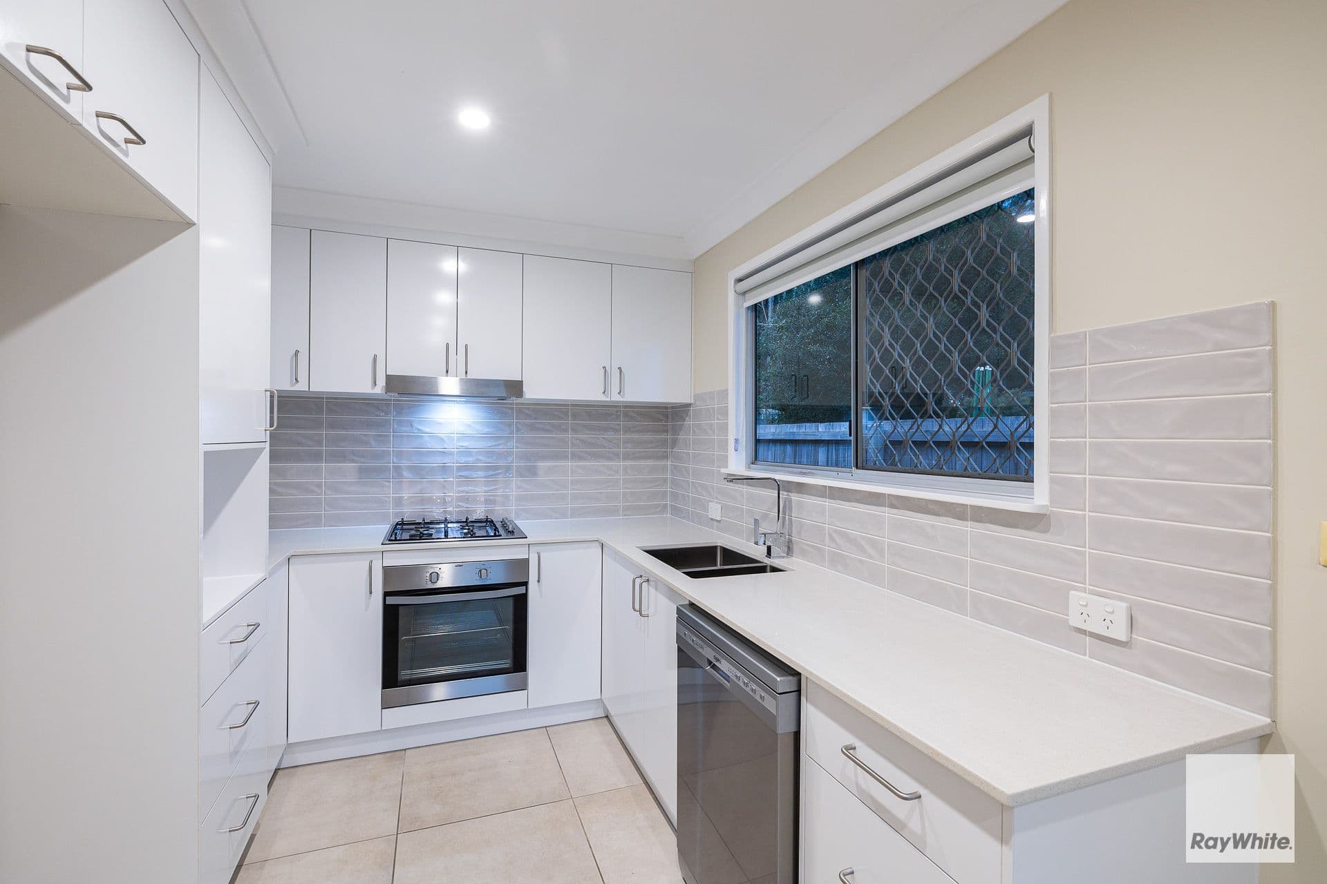 23 Fir Street, Victoria Point QLD 4165, Victoria Point - Thumbnail 2