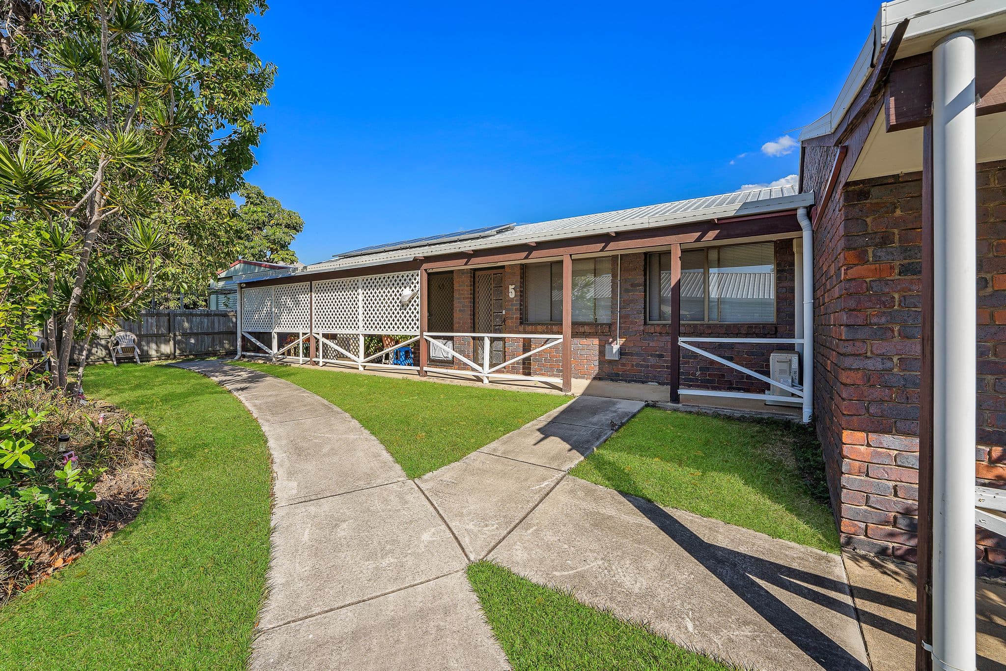 124 Oxley Avenue, Woody Point QLD 4019, Woody Point - Thumbnail 2