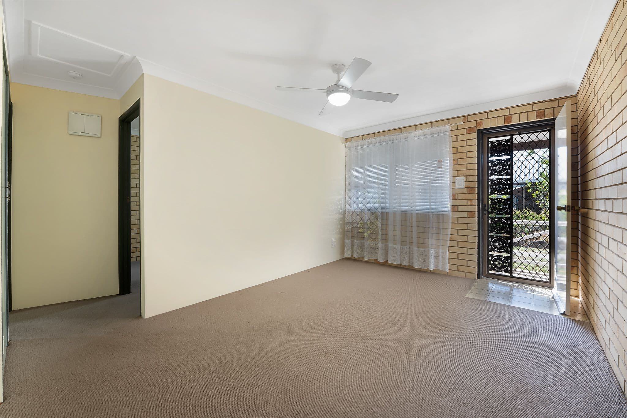124 Oxley Avenue, Woody Point QLD 4019, Woody Point - Thumbnail 3