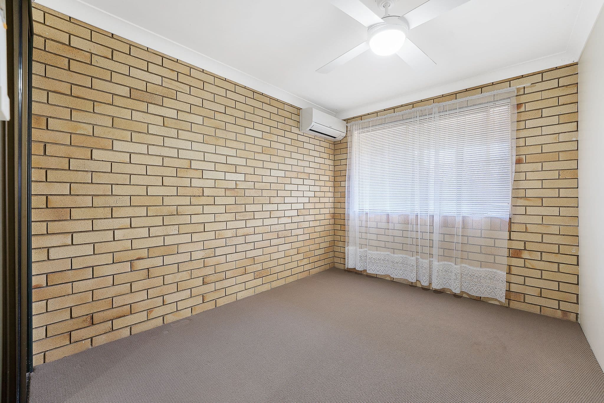 124 Oxley Avenue, Woody Point QLD 4019, Woody Point - Thumbnail 6