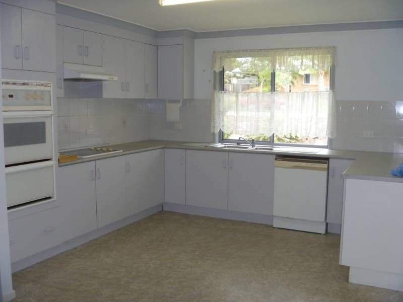 2 Hayman Court, CLINTON QLD 4680, Clinton - Thumbnail 3