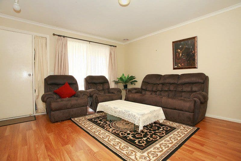3 Bellbrae Crescent, CRANBOURNE VIC 3977, Cranbourne West - Thumbnail 5