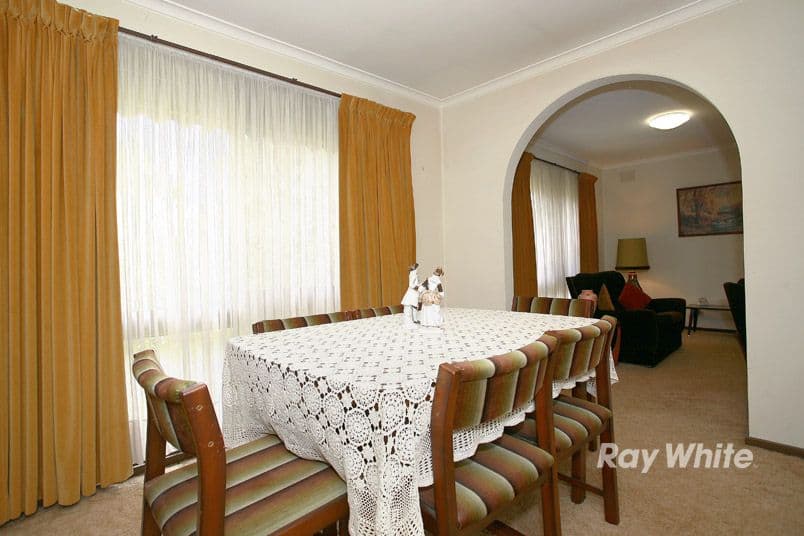 38 Blaxland Drive, DANDENONG NORTH VIC 3175, Dandenong North - Thumbnail 5
