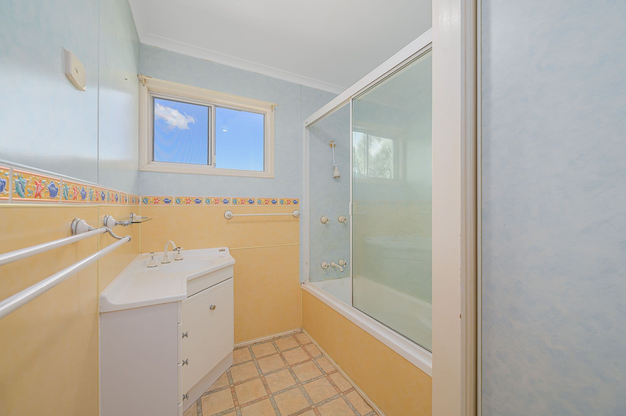 7 Acacia Court, Kin Kora QLD 4680, Kin Kora - Thumbnail 8