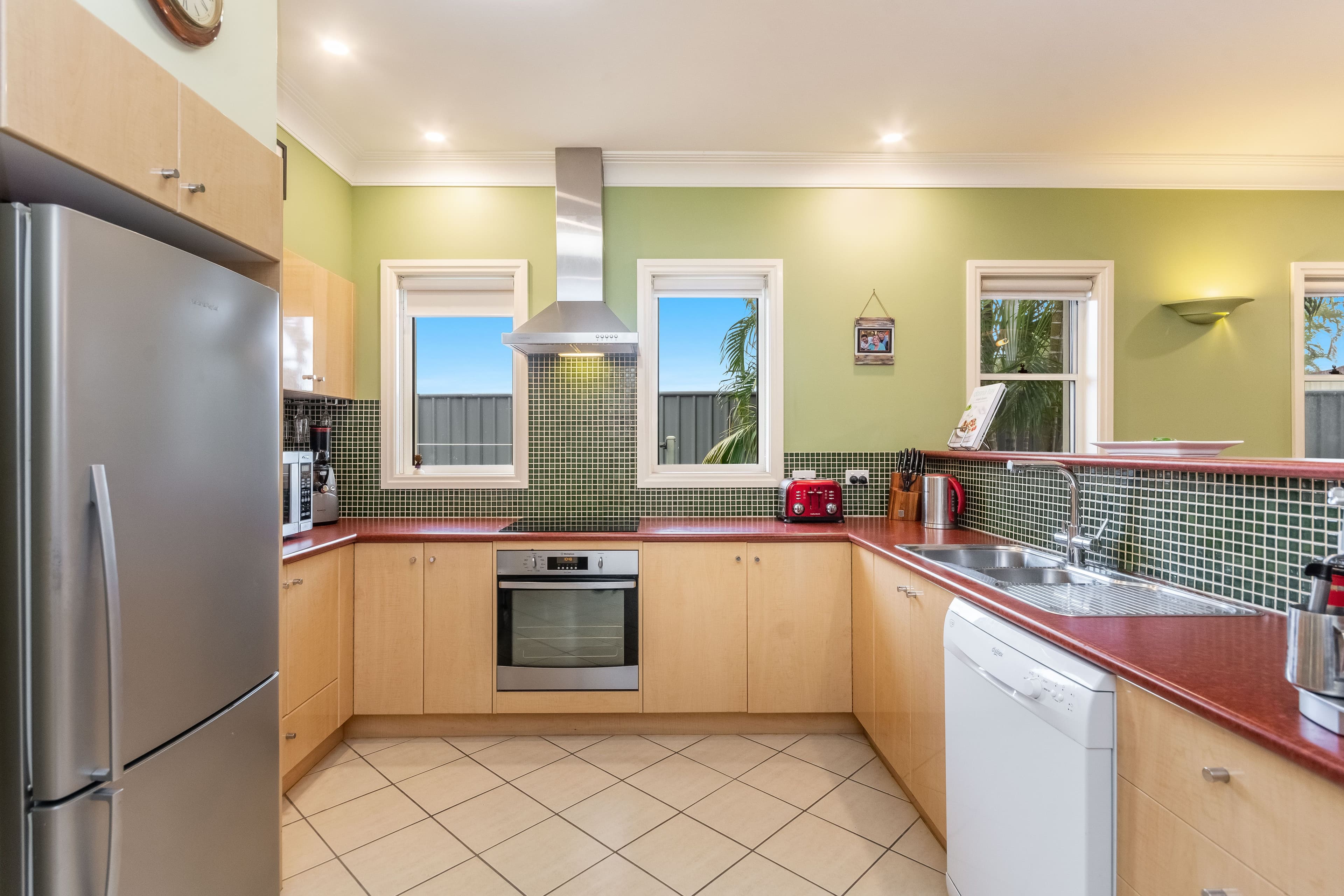 2/15B Shores Drive, Yamba NSW 2464, Yamba - Thumbnail 2