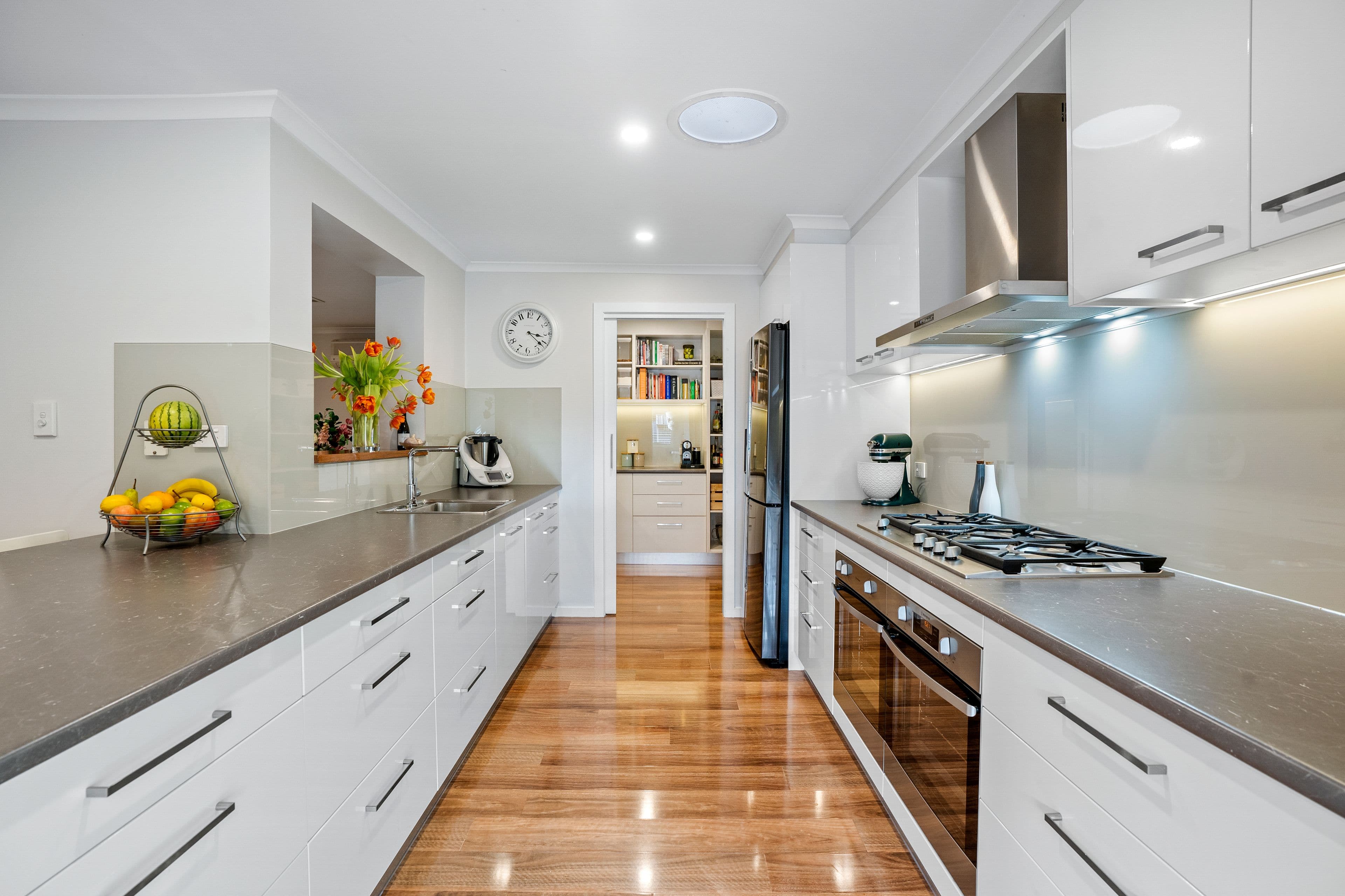 13 Litchfield Avenue, Ferntree Gully VIC 3156, Ferntree Gully - Thumbnail 2