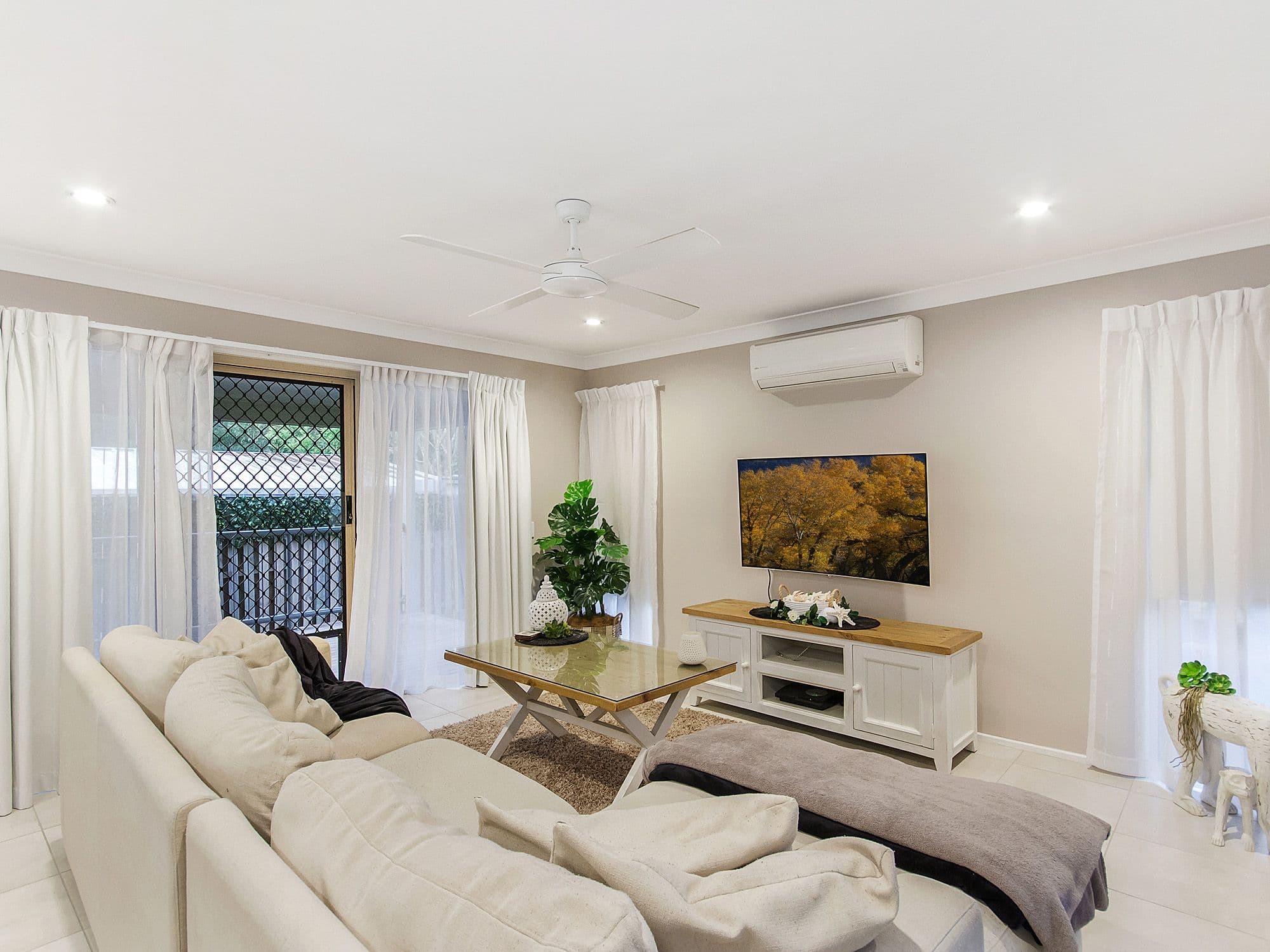 22 Calypso Court, Oxenford QLD 4210, Oxenford - Thumbnail 4