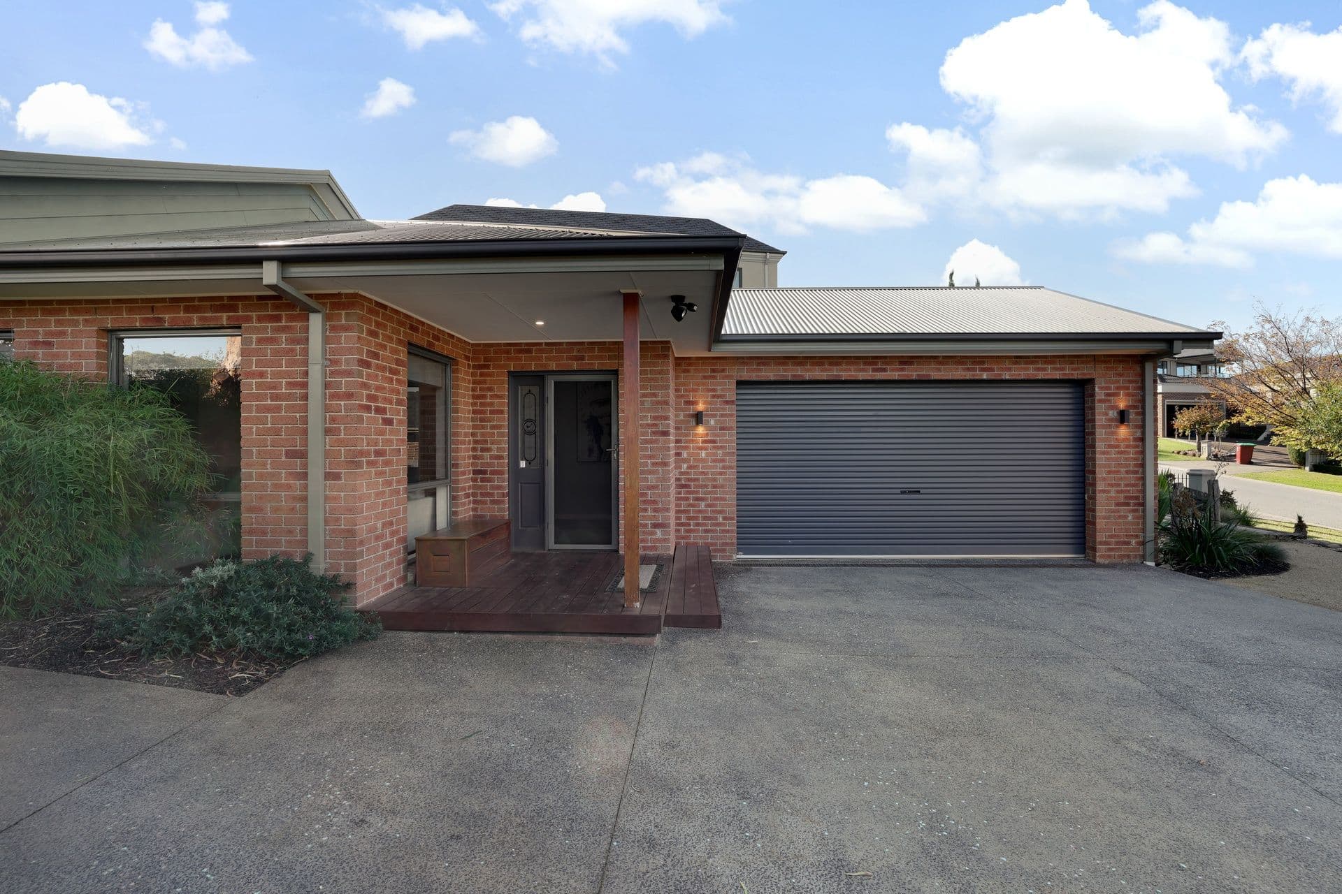 48 Leemak Crescent, Berwick VIC 3806, Berwick - Thumbnail 2