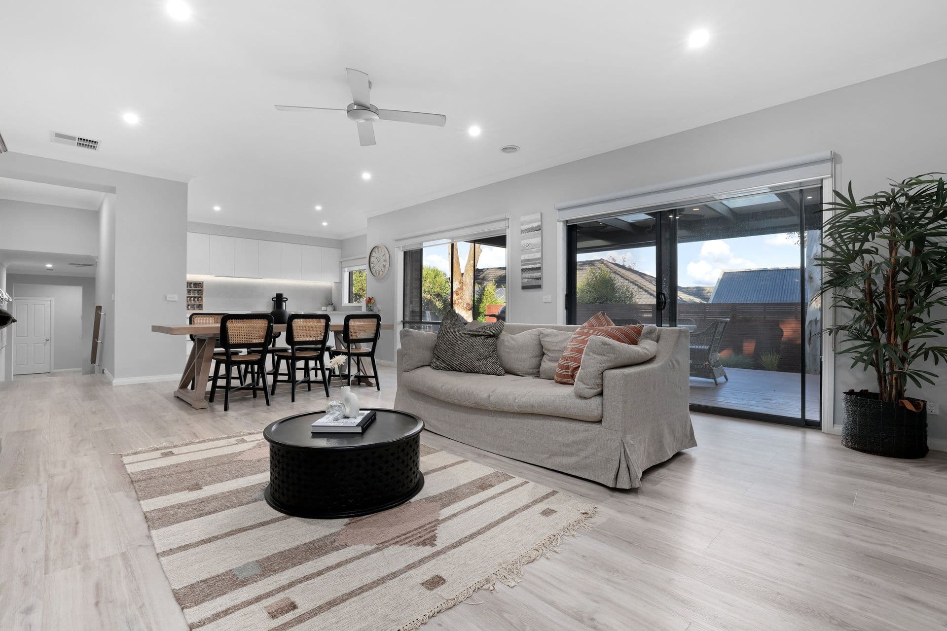 48 Leemak Crescent, Berwick VIC 3806, Berwick - Thumbnail 7
