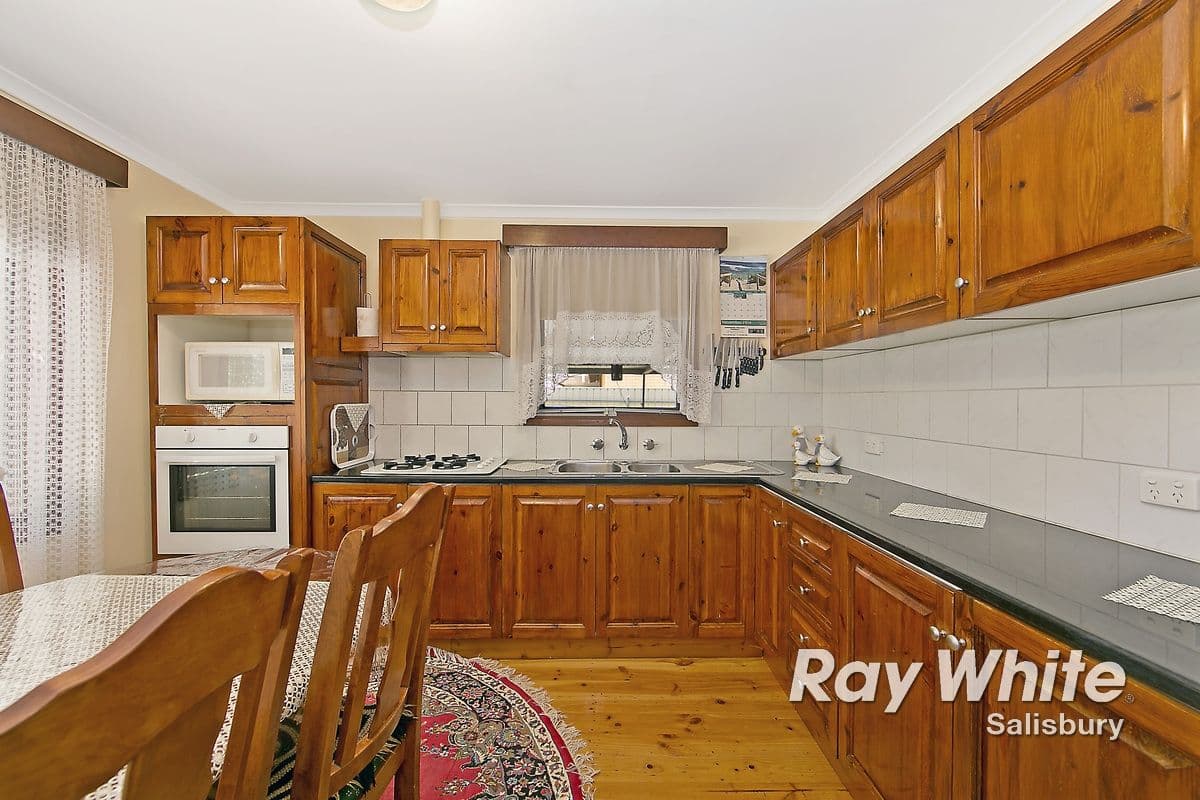 10 Oronga Street, Salisbury North SA 5108, Salisbury North - Thumbnail 3