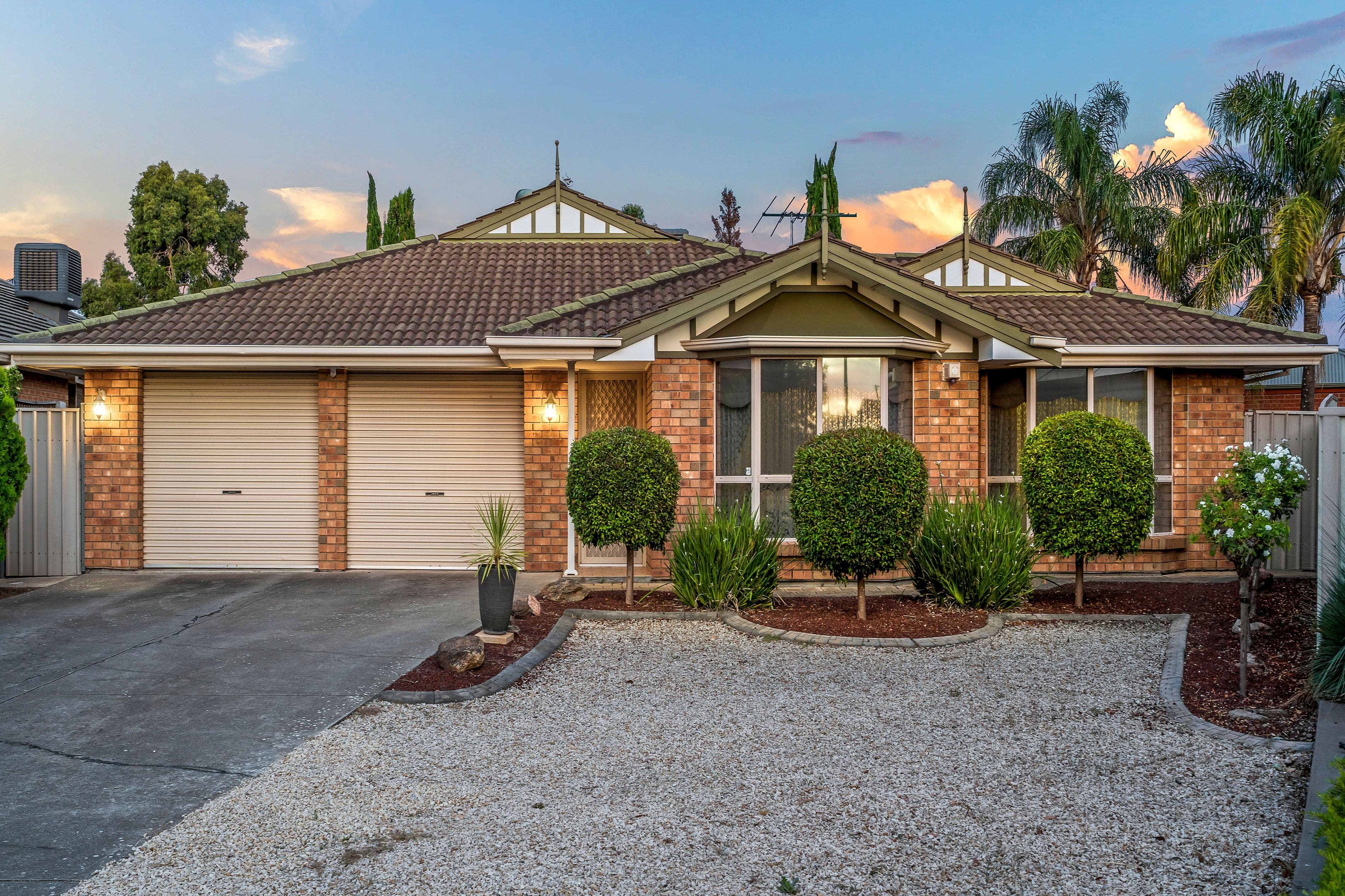 24 Brookdale Close, Gilles Plains SA 5086, Gilles Plains - Image 1