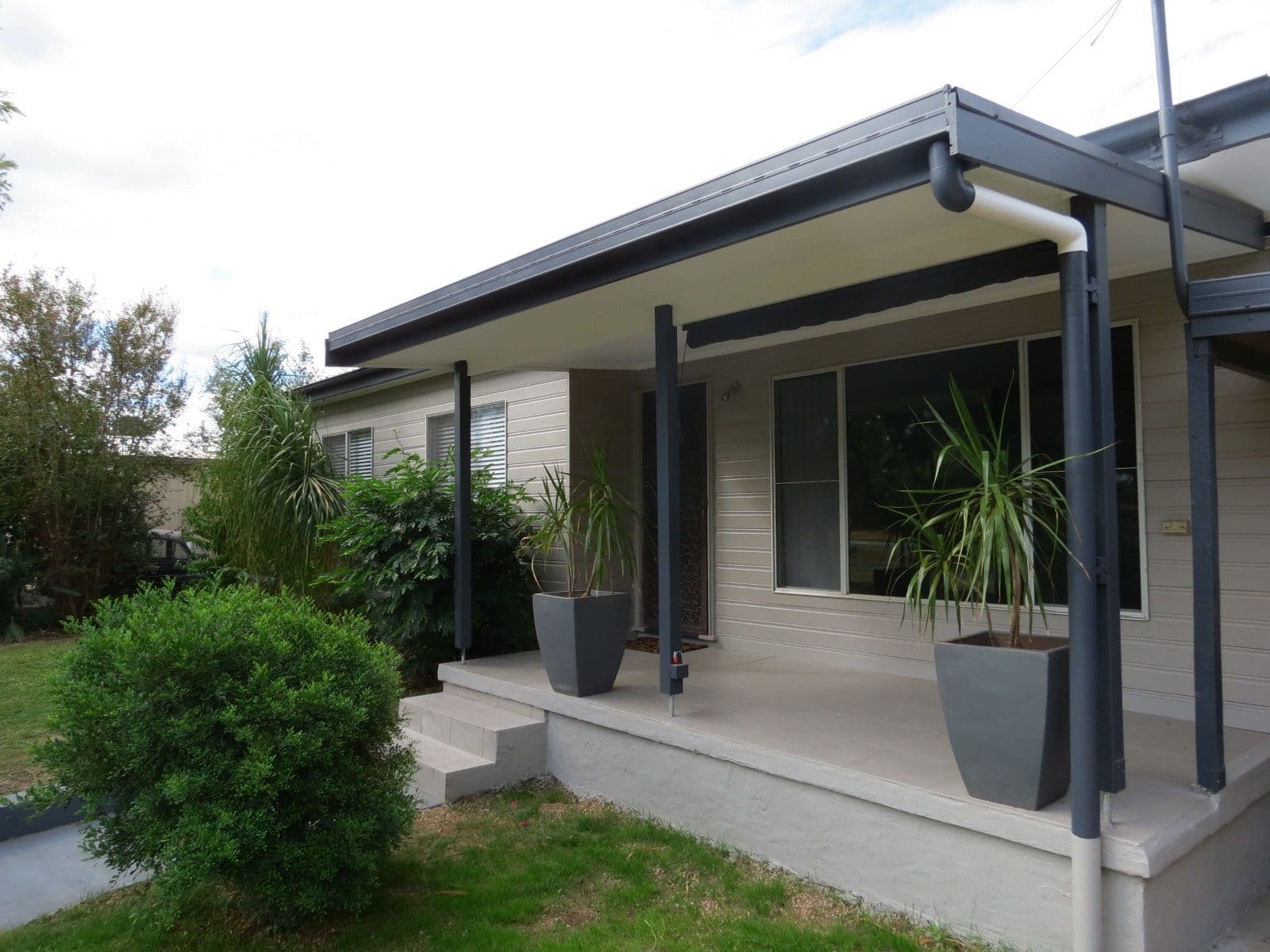 124 Hospital Road, Emerald QLD 4720, Emerald - Image 1