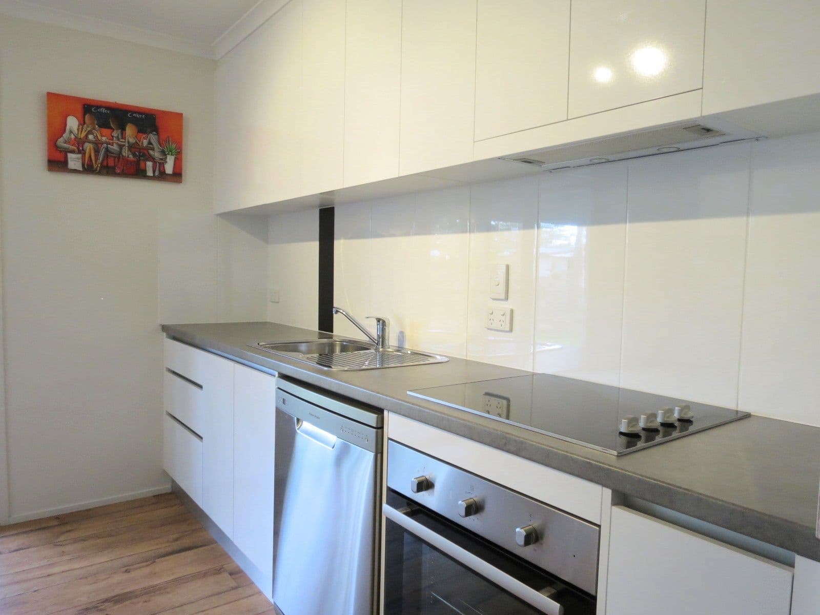 124 Hospital Road, Emerald QLD 4720, Emerald - Thumbnail 3