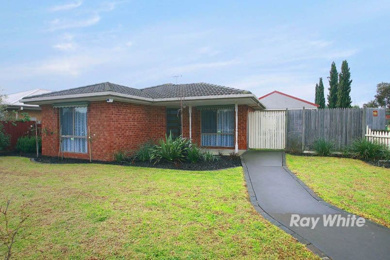 53 Jacinta Drive, CRANBOURNE VIC 3977, Cranbourne West - Thumbnail 2