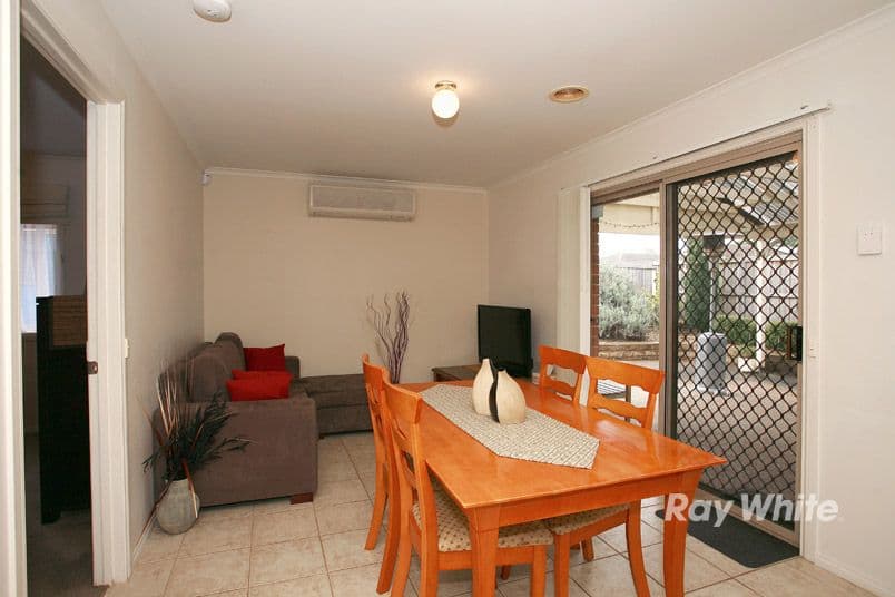 53 Jacinta Drive, CRANBOURNE VIC 3977, Cranbourne West - Thumbnail 8