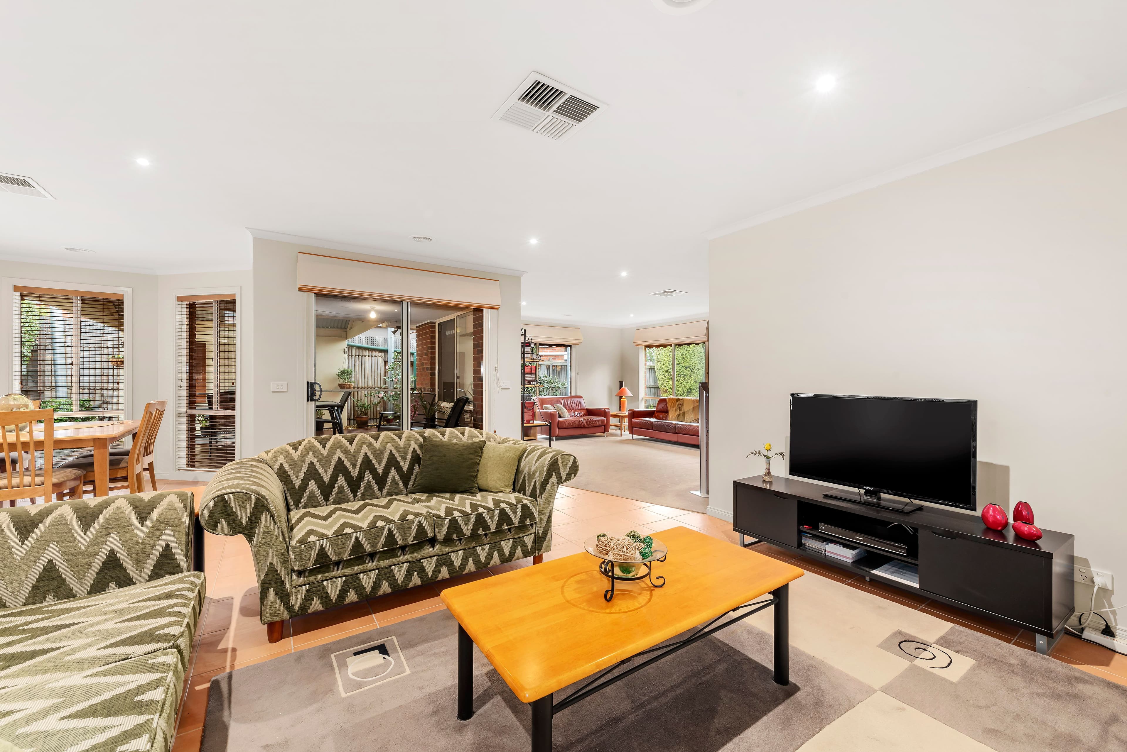 27 Paringa Drive, Ferntree Gully VIC 3156, Ferntree Gully - Thumbnail 3