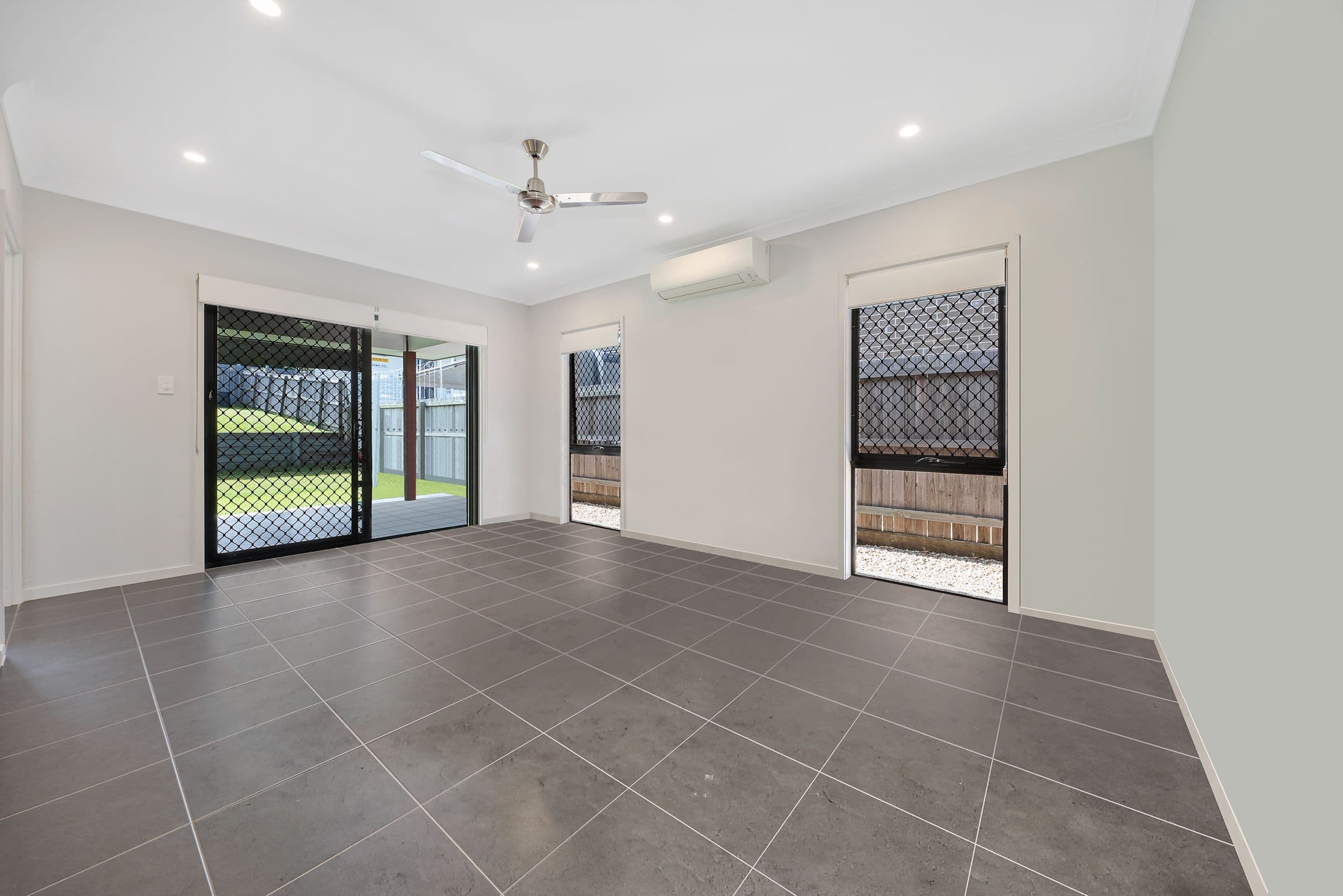 102 Miles Street, Bald Hills QLD 4036, Bald Hills - Thumbnail 2