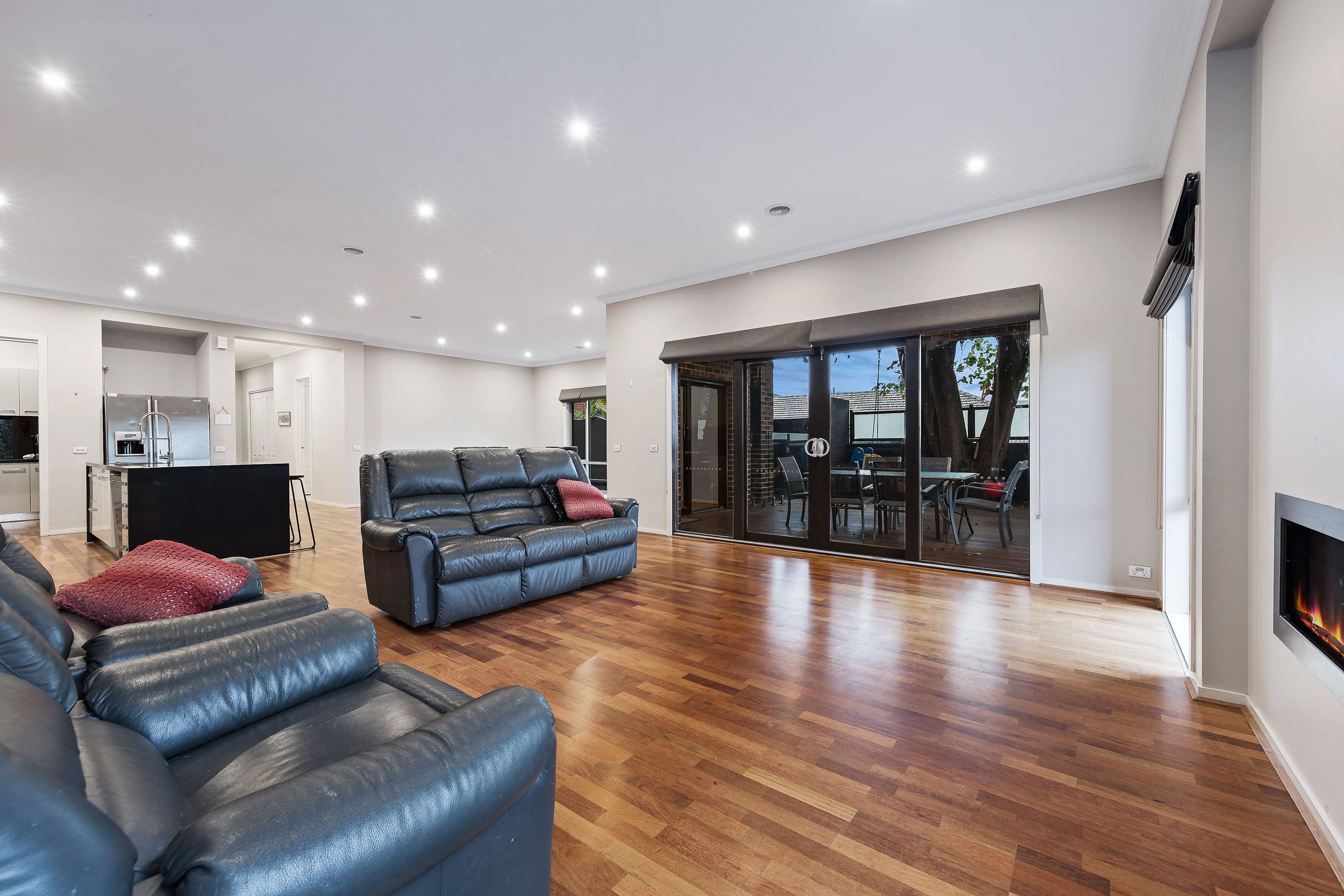 60 Danien Street, Glen Waverley VIC 3150, Glen Waverley - Thumbnail 2