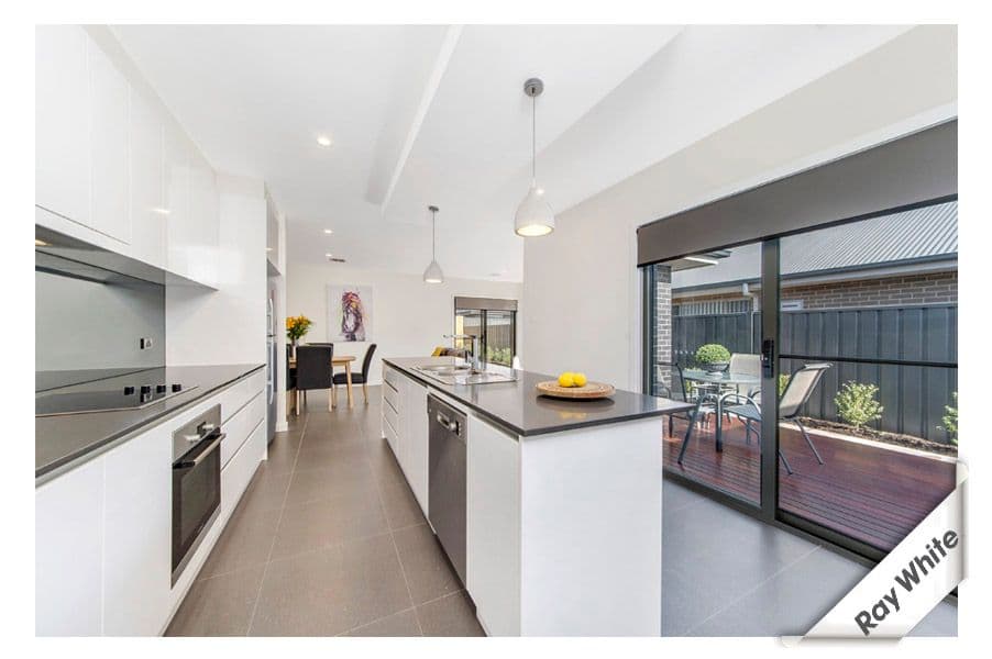 11 Bramwell Bend, Googong - Thumbnail 5
