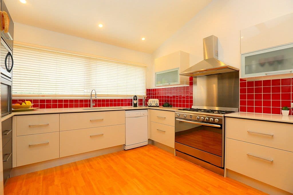4 Dell Place, Georges Hall - Thumbnail 4