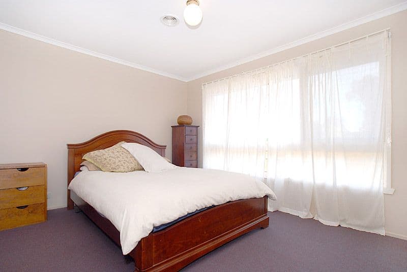 72 Mountain Gate Drive, FERNTREE GULLY VIC 3156, Ferntree Gully - Thumbnail 3