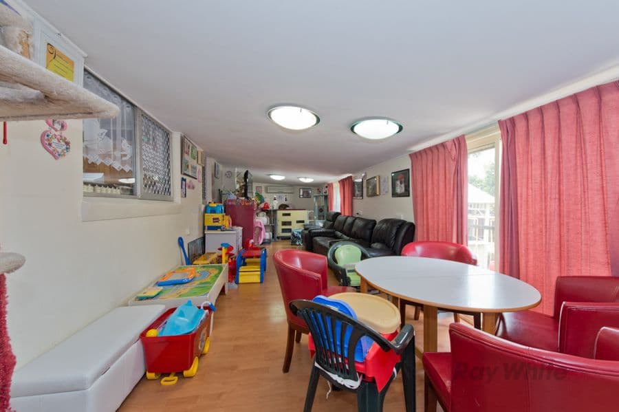 29 Penguin Street, Melton VIC 3337, Melton - Thumbnail 3