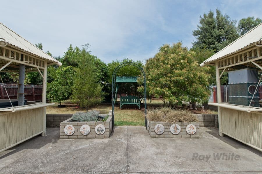 29 Penguin Street, Melton VIC 3337, Melton - Thumbnail 8