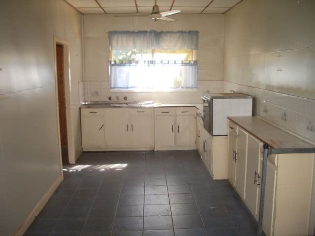 254 Williams Street, BROKEN HILL NSW 2880, Broken Hill - Thumbnail 4