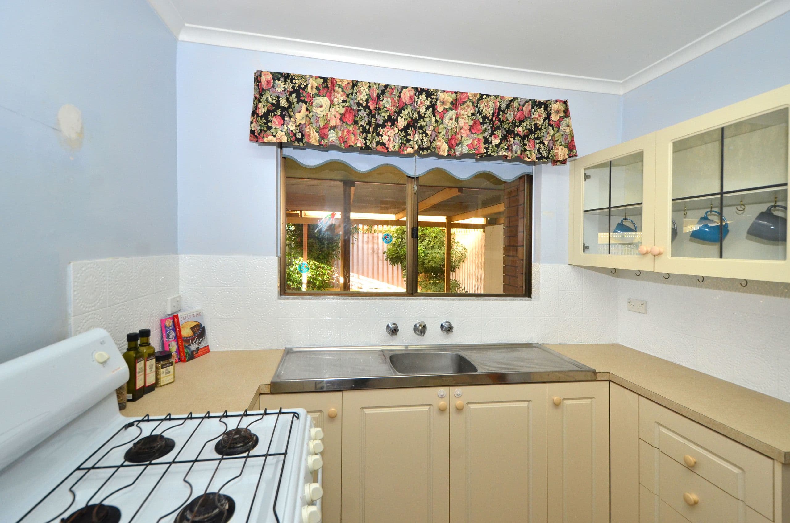 38 Barnesby Drive, Yakamia WA 6330, Yakamia - Thumbnail 2