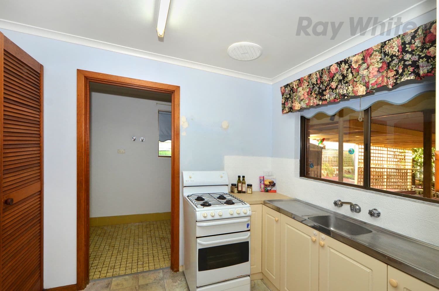 38 Barnesby Drive, Yakamia WA 6330, Yakamia - Thumbnail 6