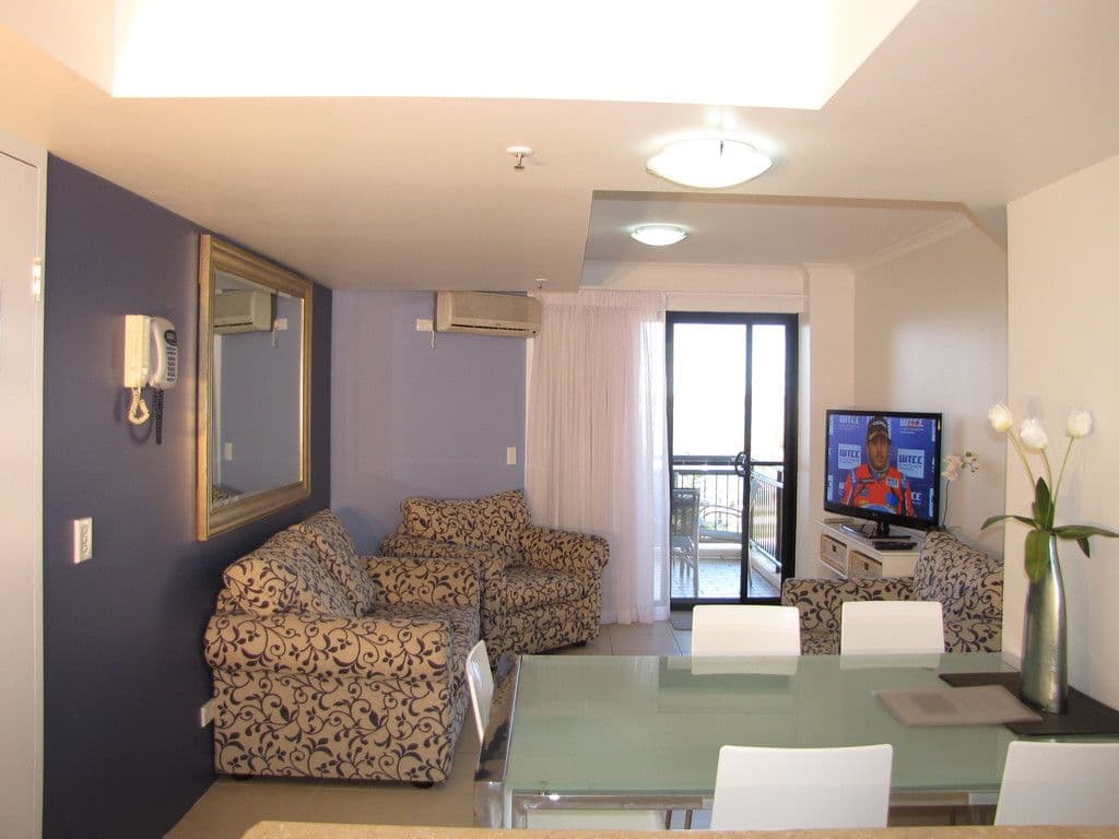 454 MARINE Parade, Biggera Waters QLD 4216, Biggera Waters - Thumbnail 2