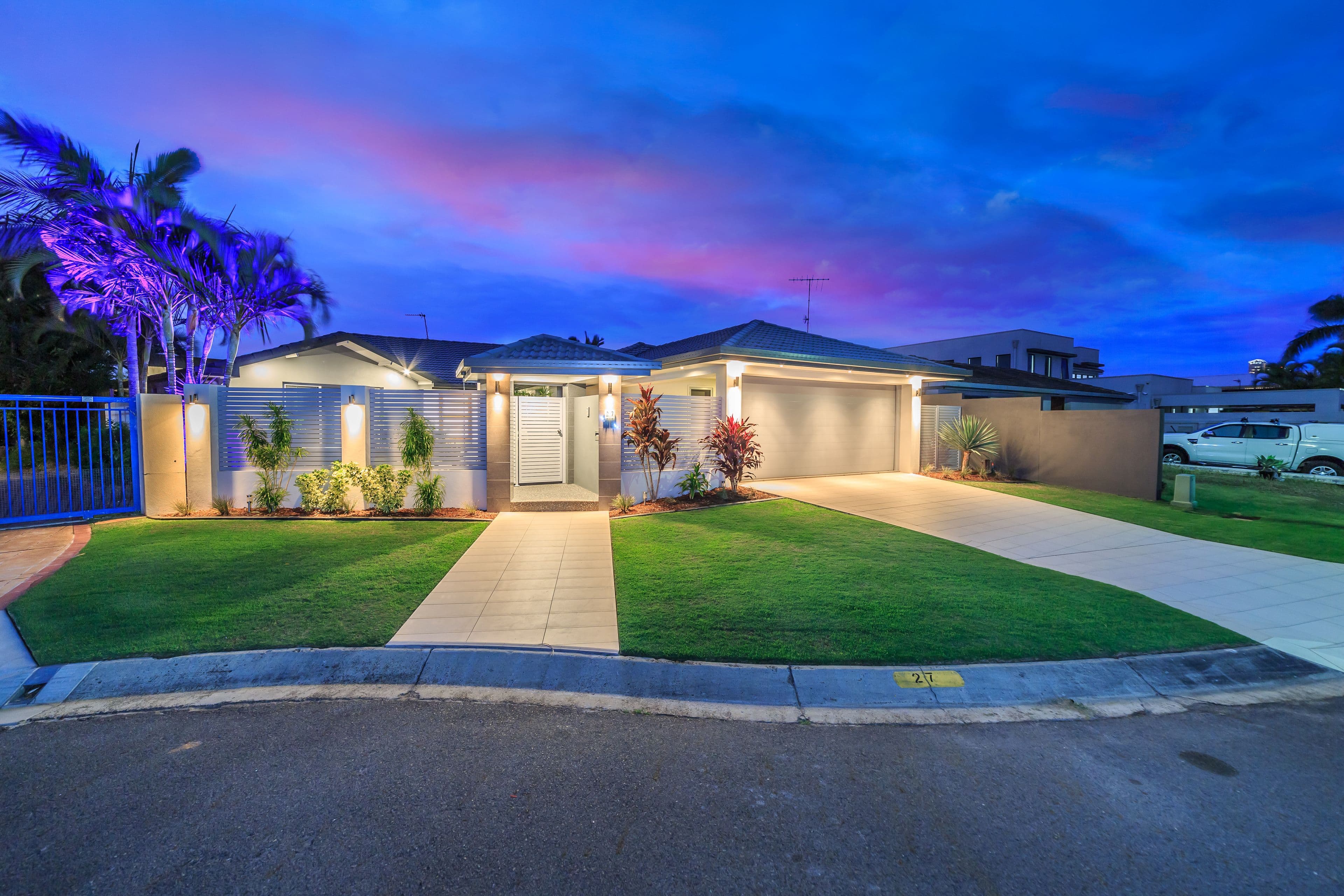 27 Bombala Street, Broadbeach Waters QLD 4218, Broadbeach Waters - Thumbnail 5