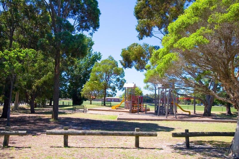 12 Joami Street, CHELTENHAM VIC 3192, Cheltenham - Thumbnail 8