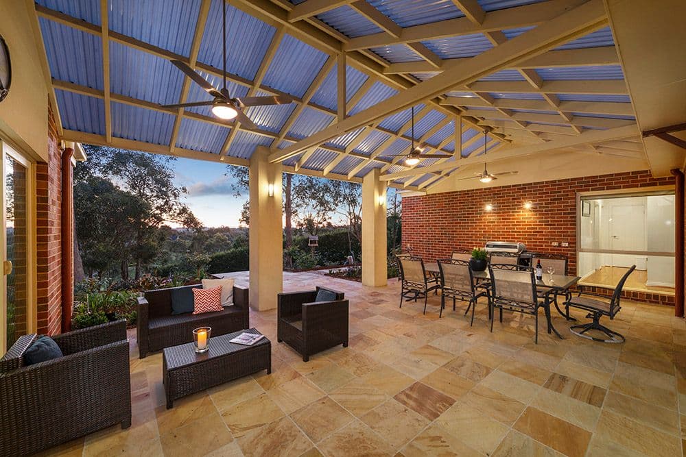 2 Mirabella Court, WARRANDYTE VIC 3113, Warrandyte - Thumbnail 2