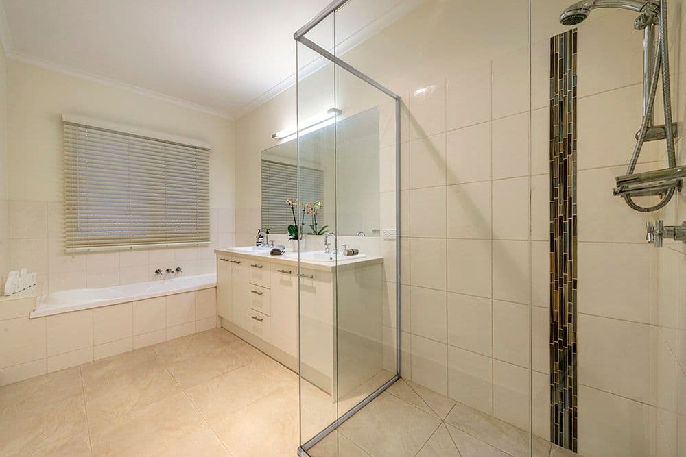 2 Mirabella Court, WARRANDYTE VIC 3113, Warrandyte - Thumbnail 8