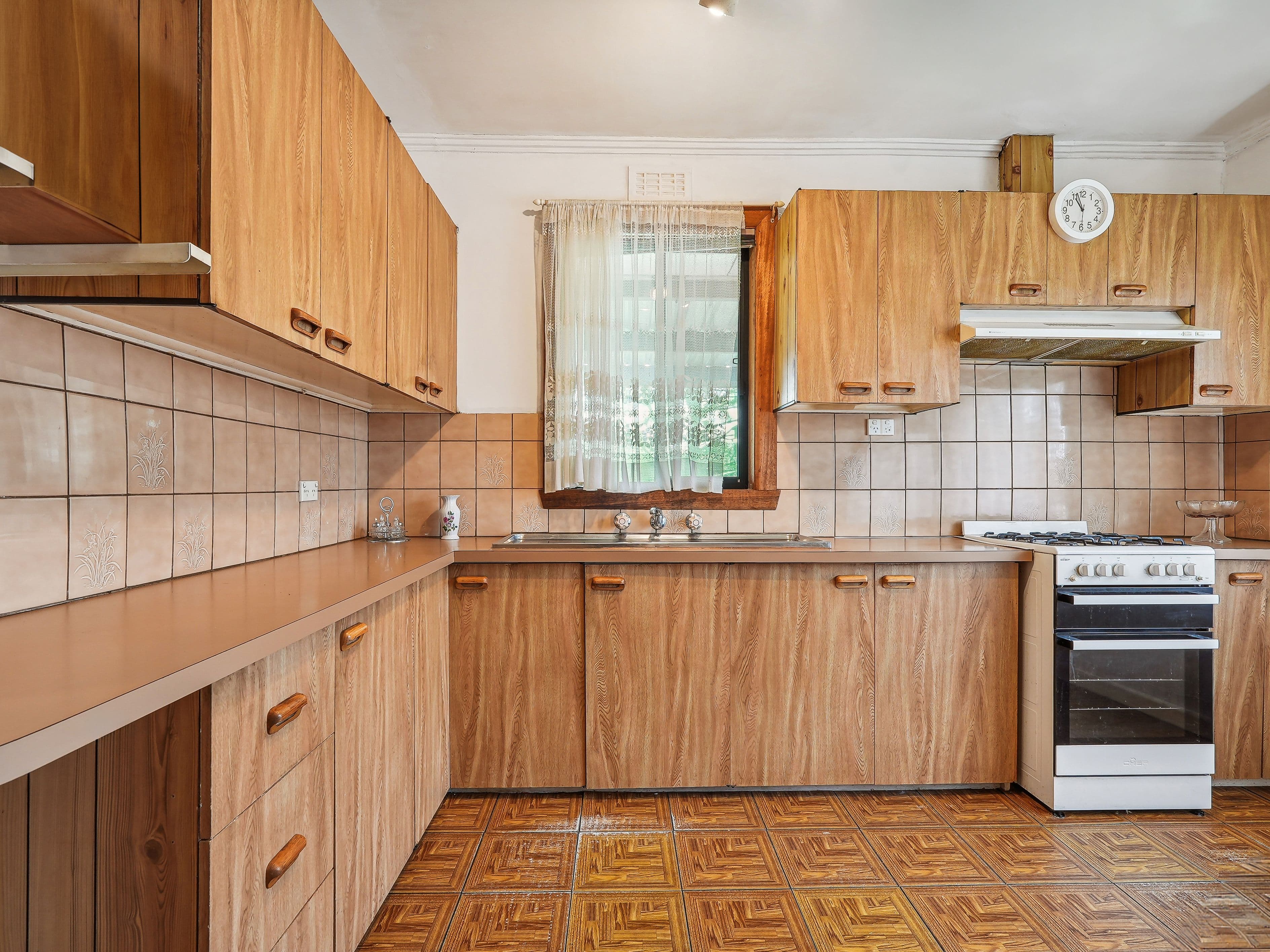 73 Lane Crescent, Reservoir VIC 3073, Reservoir - Thumbnail 4