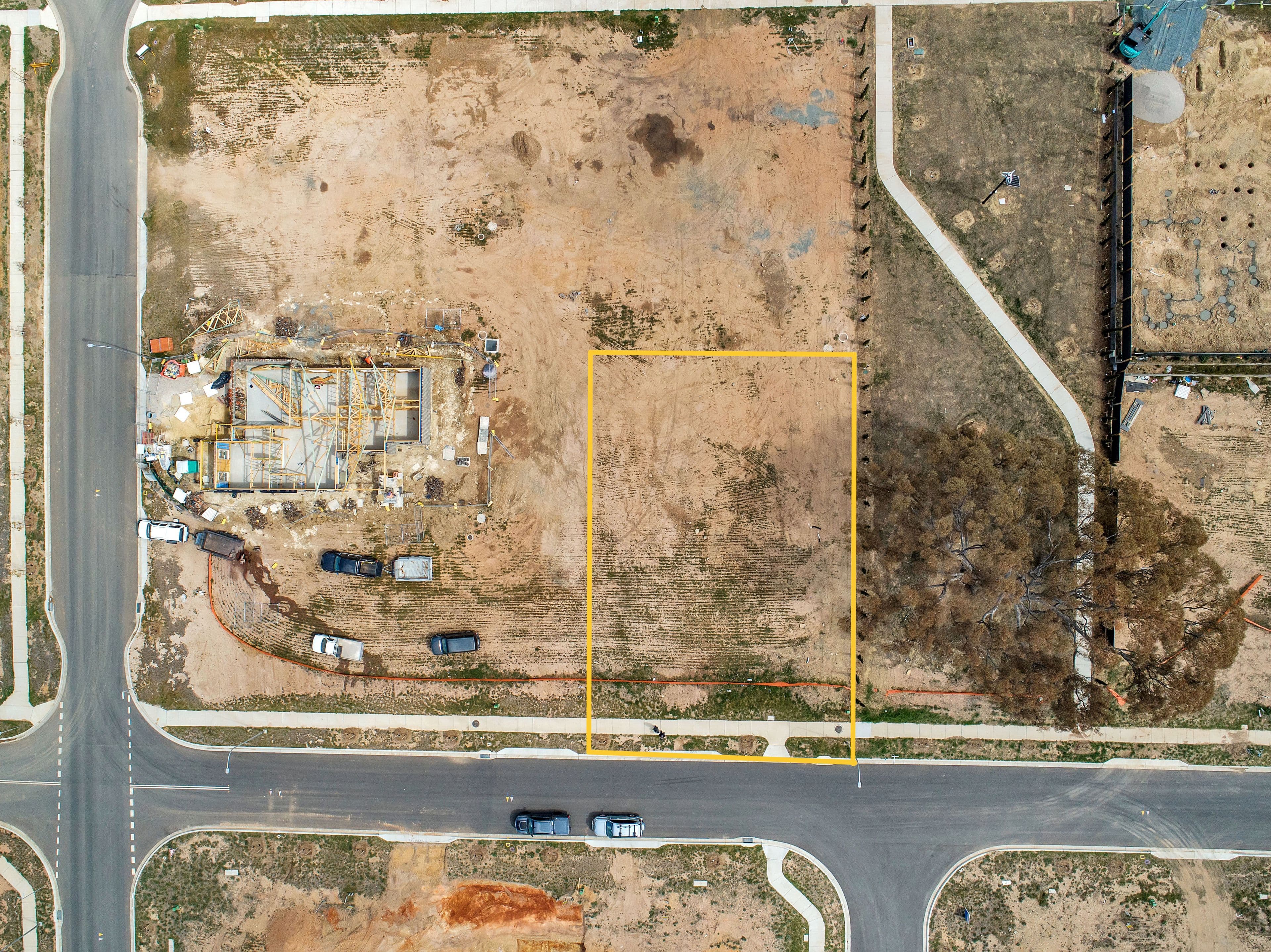 32 McGowan Crescent, Googong NSW 2620, Googong - Thumbnail 2