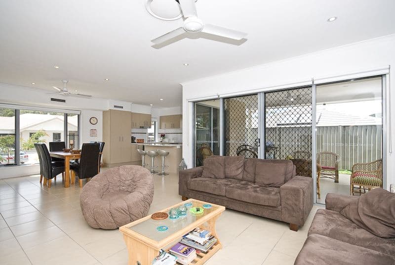 37 Hillside Circuit, CHERMSIDE WEST QLD 4032, Chermside West - Thumbnail 4
