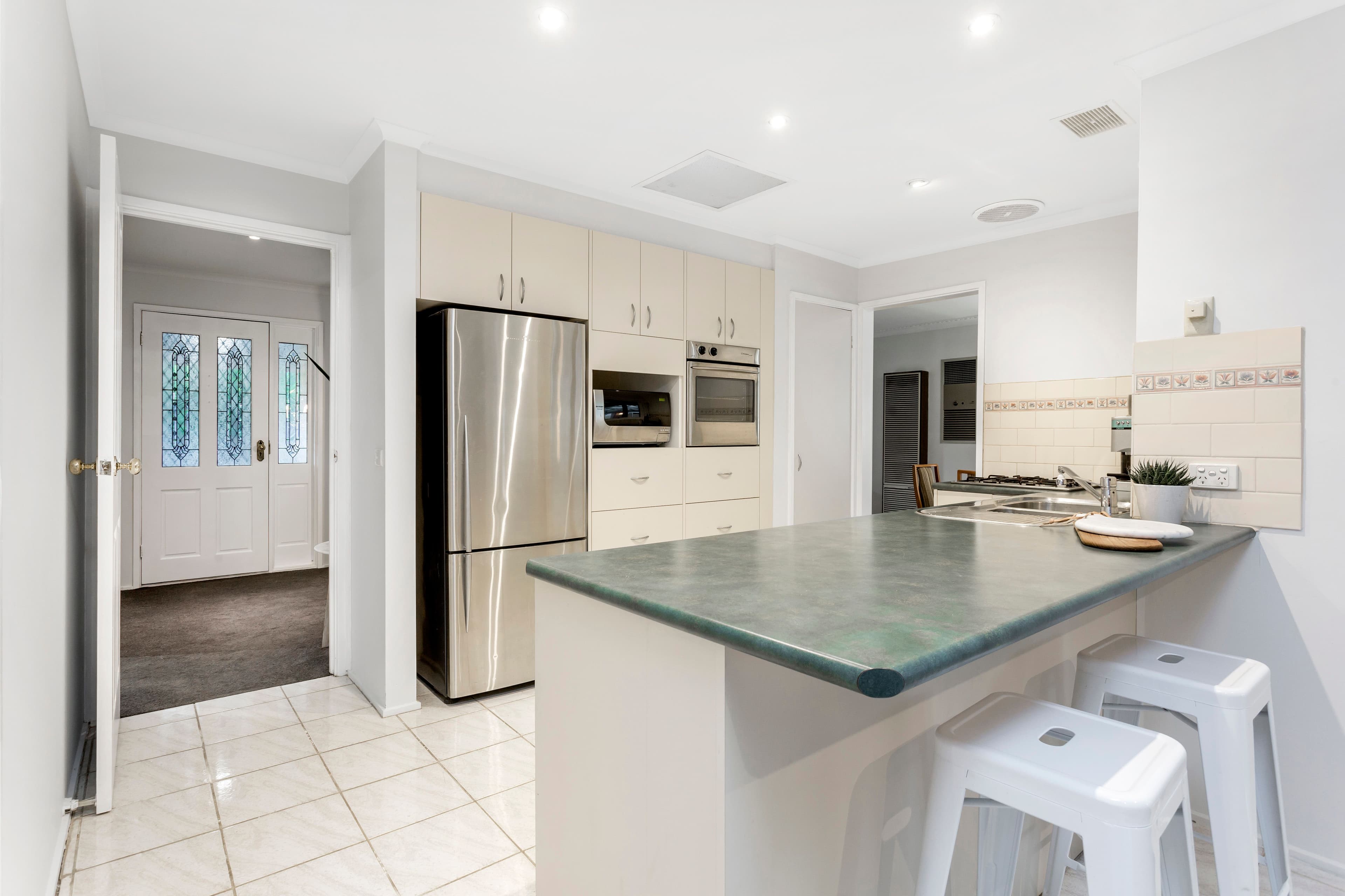 79 Foot Street, Frankston VIC 3199, Frankston - Thumbnail 2