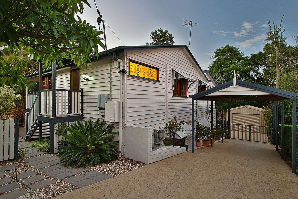 11 Sterculia Avenue, Holland Park West QLD 4121, Holland Park West - Thumbnail 5