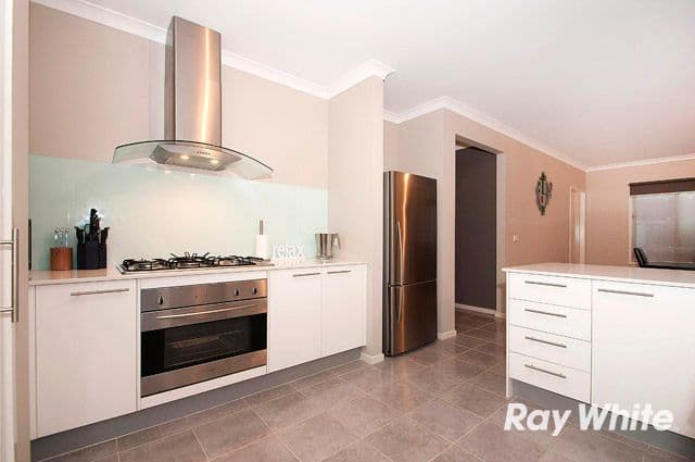 24 Tea Tree Court, LYNDHURST VIC 3975, Lyndhurst - Thumbnail 4