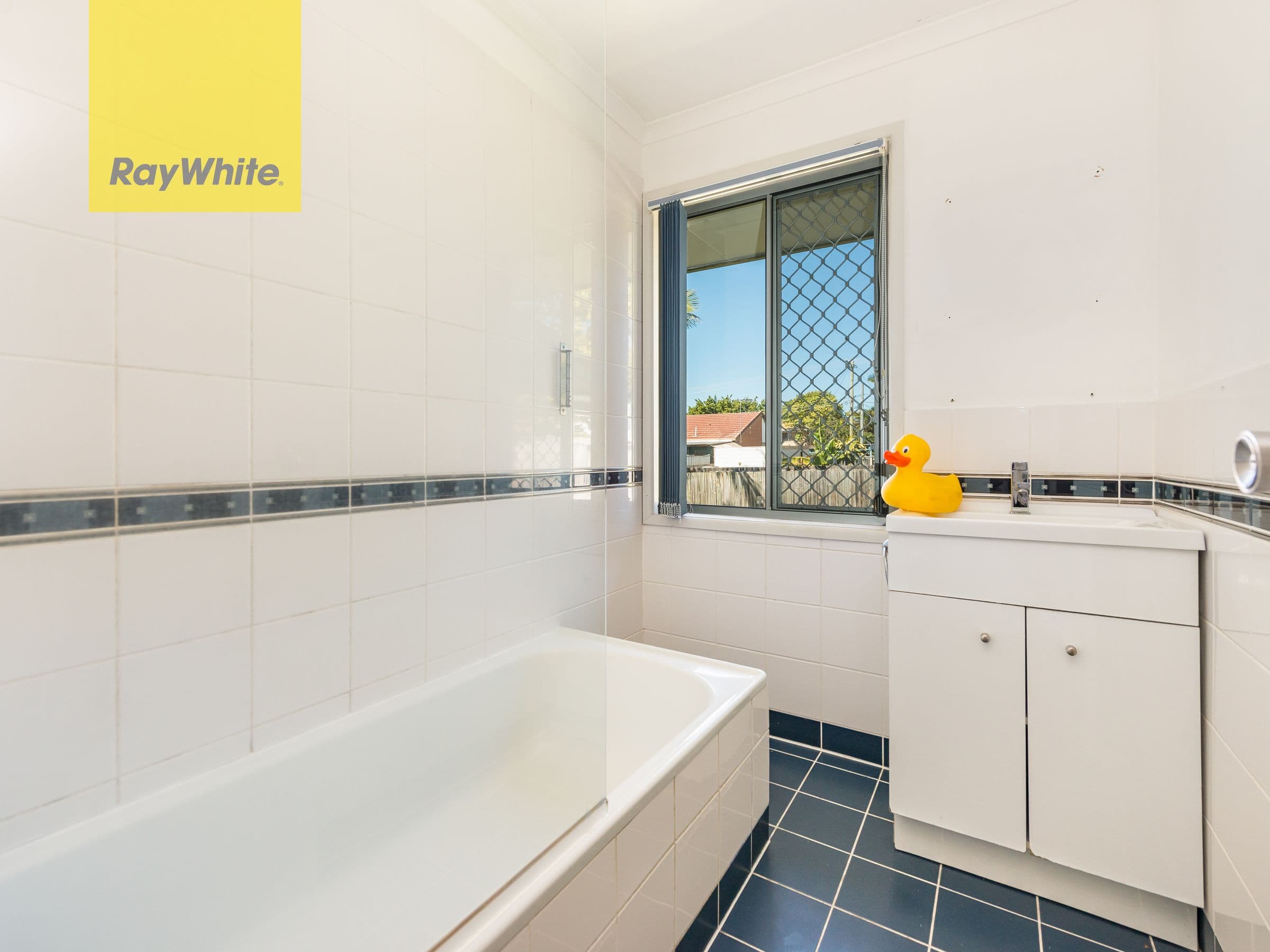 38 Camelia Avenue, Logan Central QLD 4114, Logan Central - Thumbnail 8