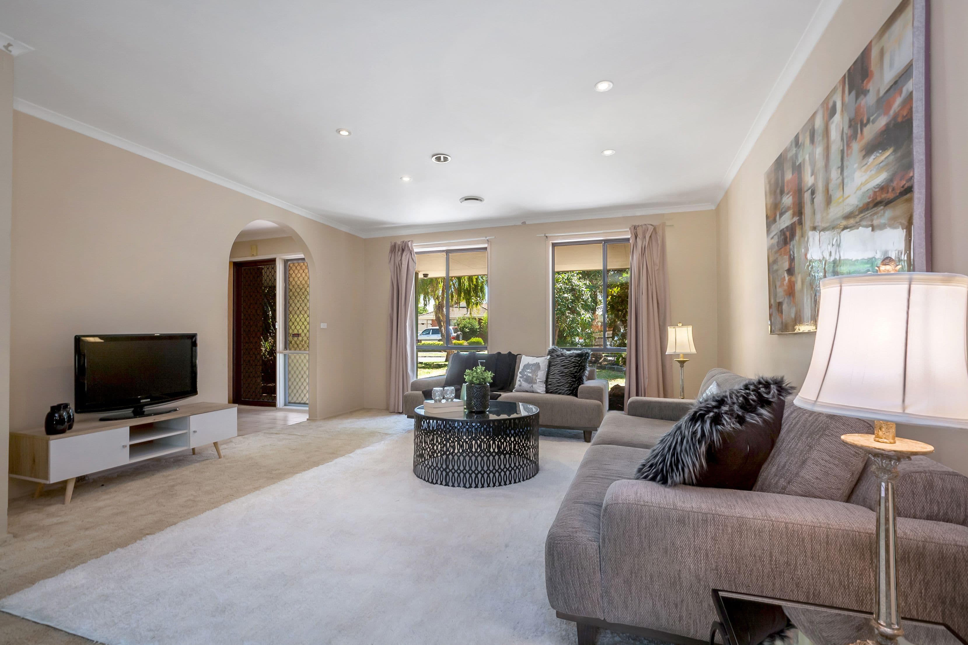 27 Jacaranda Drive, Mill Park VIC 3082, Mill Park - Thumbnail 2